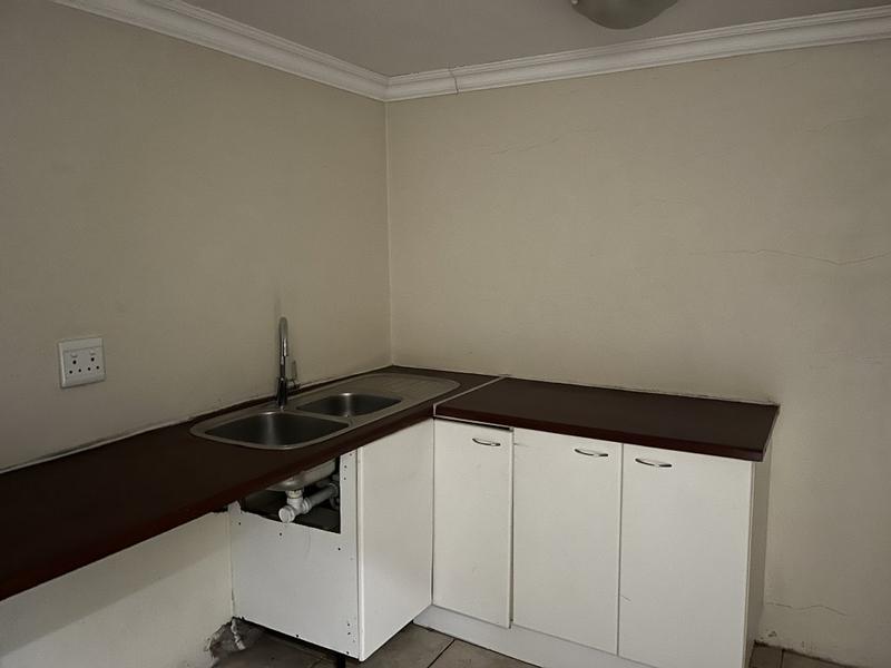To Let commercial Property for Rent in Montague Gardens Western Cape